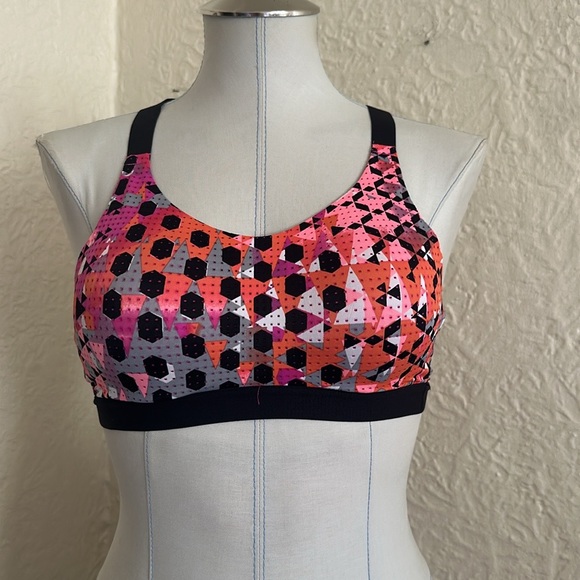 Victoria's Secret Other - Victoria’s Secret Sport Lightweight Sports Bra 34B Pink Orange Black Patterned